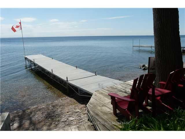 15 Palm Beach Rd, Oro-Medonte, L0L 1T0 | Image 3