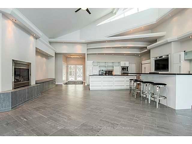 10 Beck Blvd, Penetanguishene, L9M 1C3 | Image 3