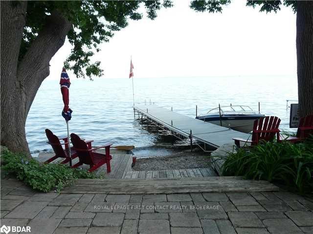 15 Palm Beach Rd, Oro-Medonte, L0L 1T0 | Image 2