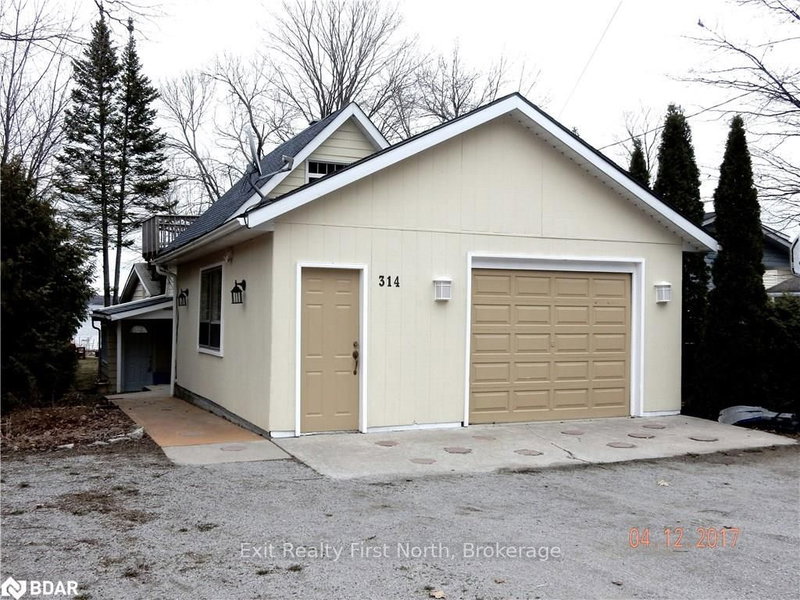 314 Robins Point Rd, Tay, L0K 2A0 | Image 3