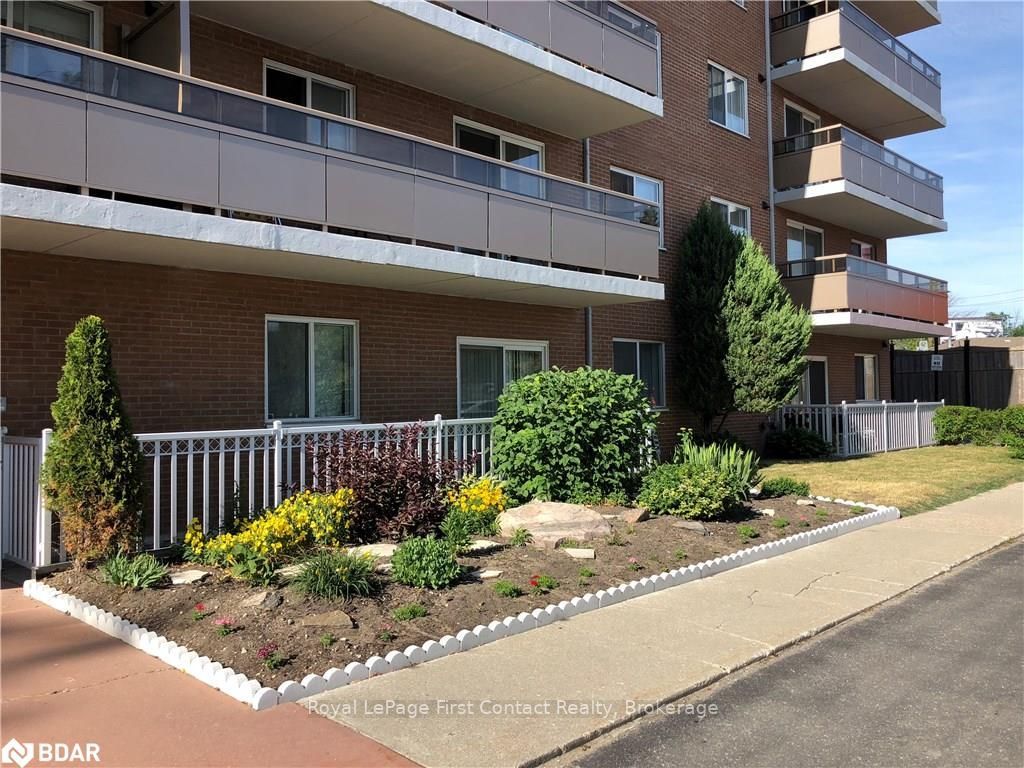 Listing Image 16
