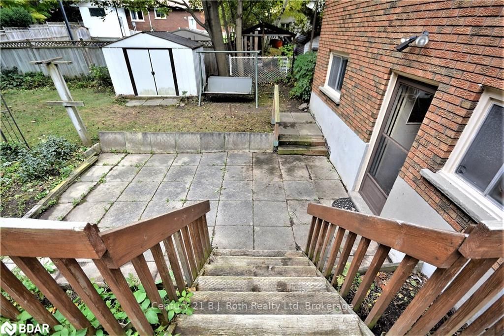 Listing Image 7