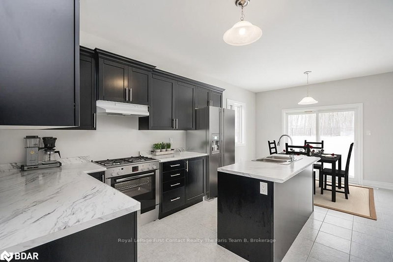 2997 Stone Ridge Blvd, Orillia, L3V 8J5 | Image 2