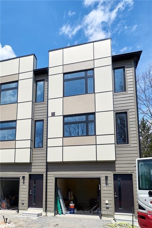 52 - 540 Essa Rd, Barrie, L4N 9E5 | Image 2