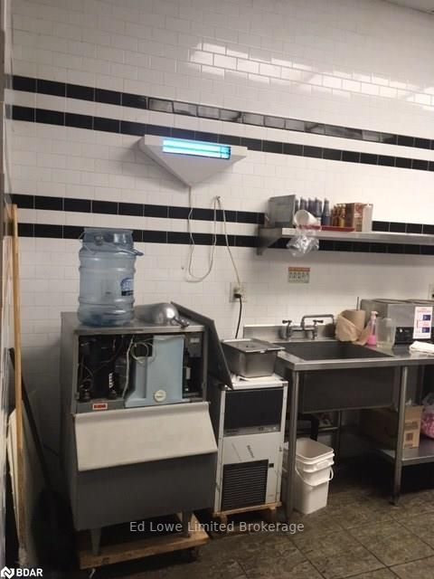 1 - 347 Bayfield St, Barrie, L4M 3C3 | Image 3