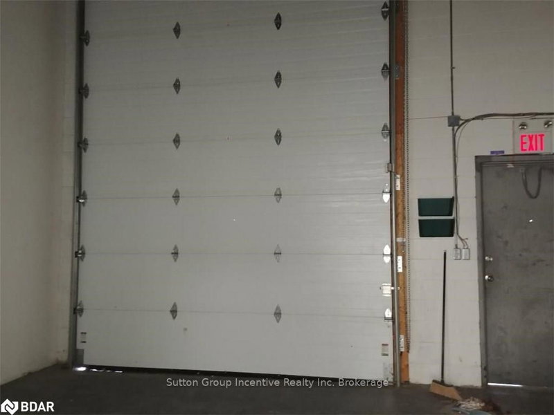 13 - 647 Welham Rd, Barrie, L4N 0B7 | Image 3