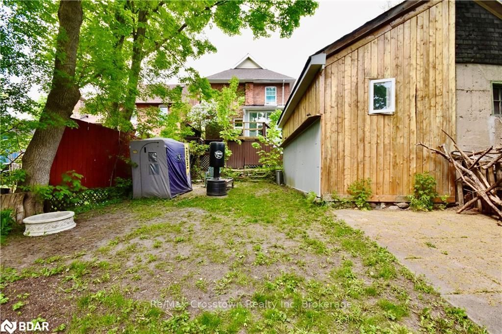 Listing Image 7