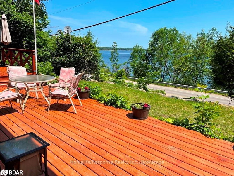 468 Champlain Rd, Penetanguishene, L9M 1S5 | Image 2