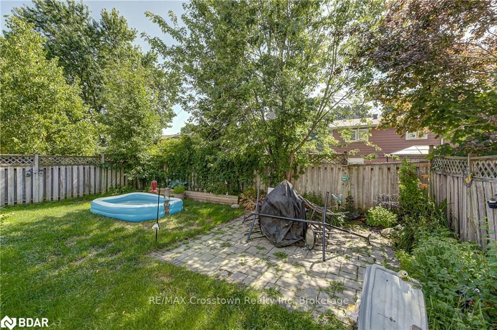 Listing Image 7