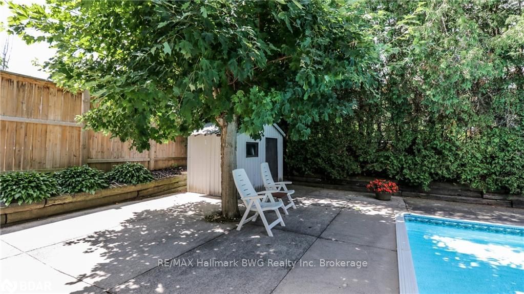 Listing Image 7