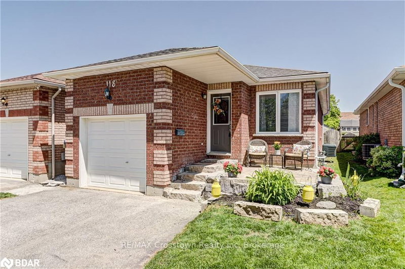 118 BENSON Dr, Barrie, L4N 7Y4 | Image 2