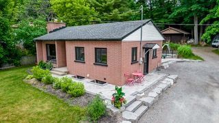290 Shanty Bay Road