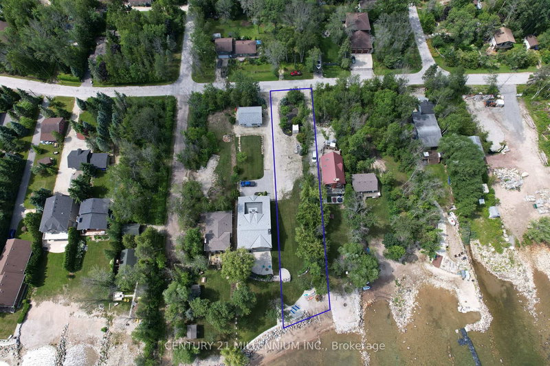 45 Glen Rd, Collingwood, L9Z 0X2 | Image 2