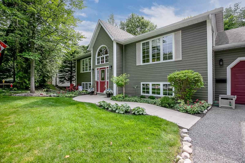 34 Rodrium Rd, Wasaga Beach, L9Z 1R5 | Image 2