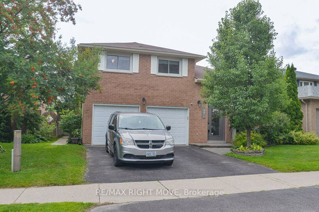 48 Laurentian Lane