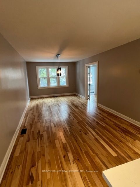 98 Blake St, Barrie, L4M 1J9 | Image 3