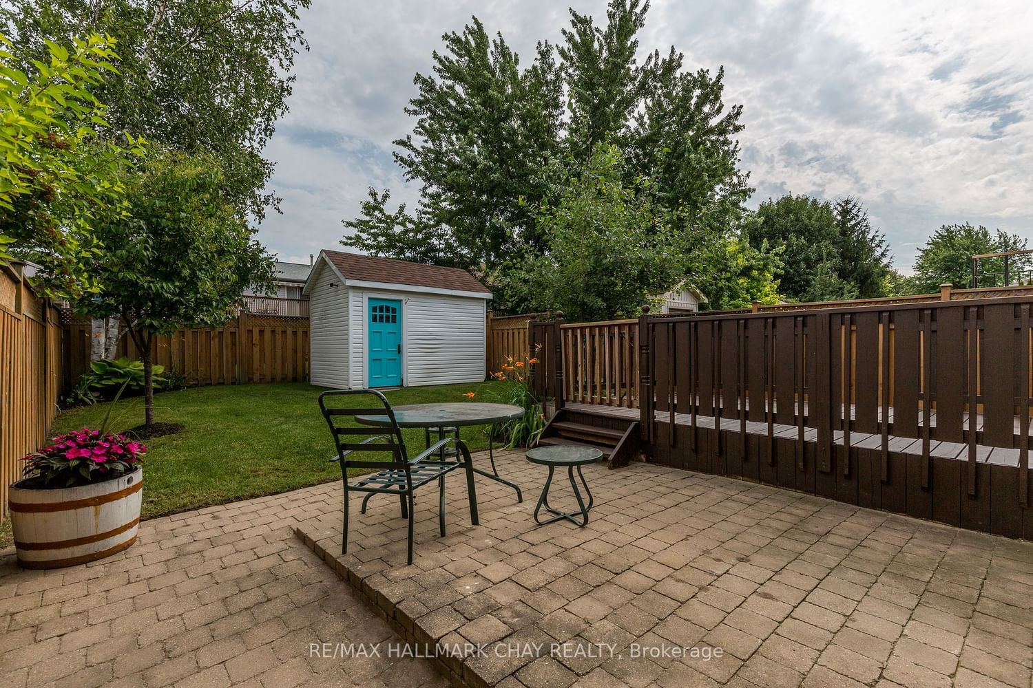 Listing Image 7
