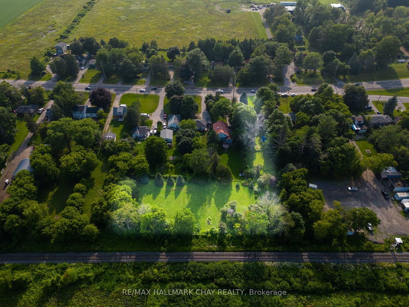 929 Yonge St, Barrie, L9J 0E9 | Image 2