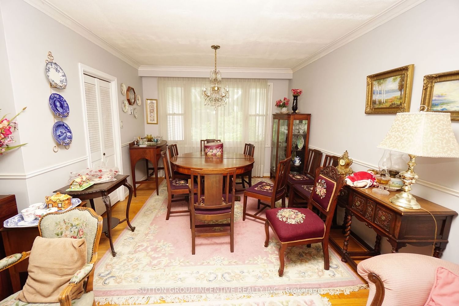 Listing Image 7