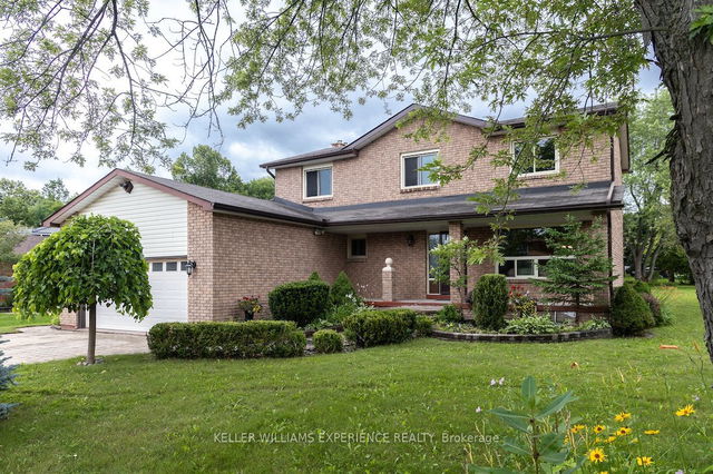 24 REDFERN Avenue