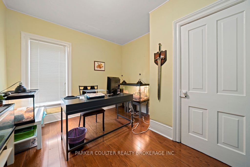 Listing Image 16