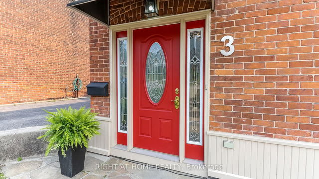 3 Kempenfelt Drive
