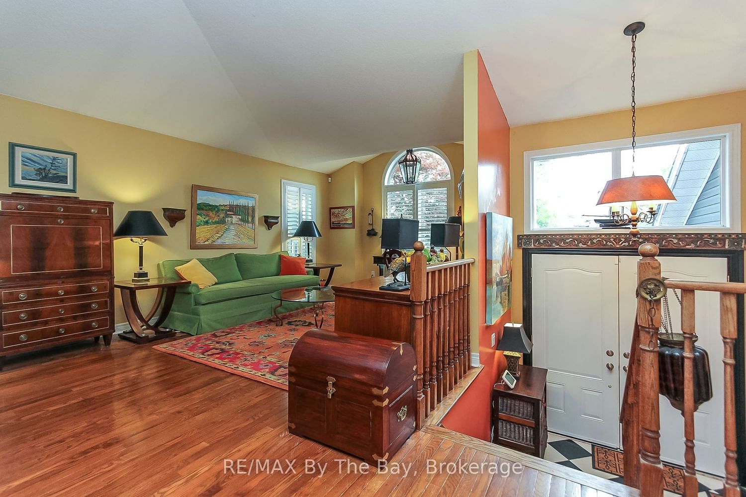 Listing Image 7