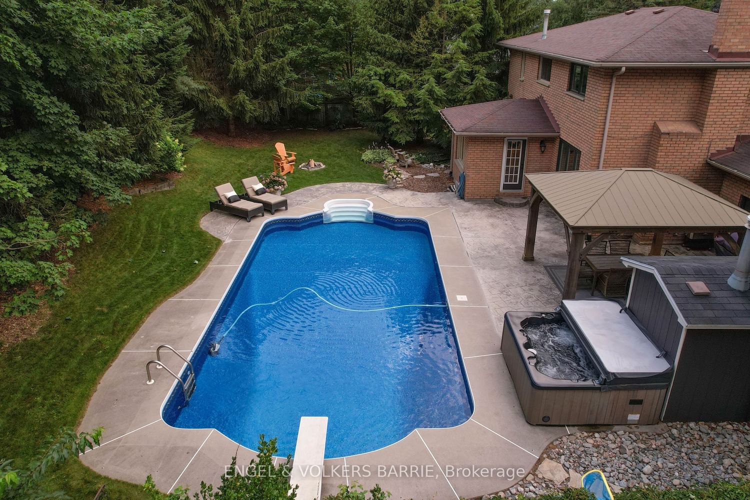 Listing Image 2