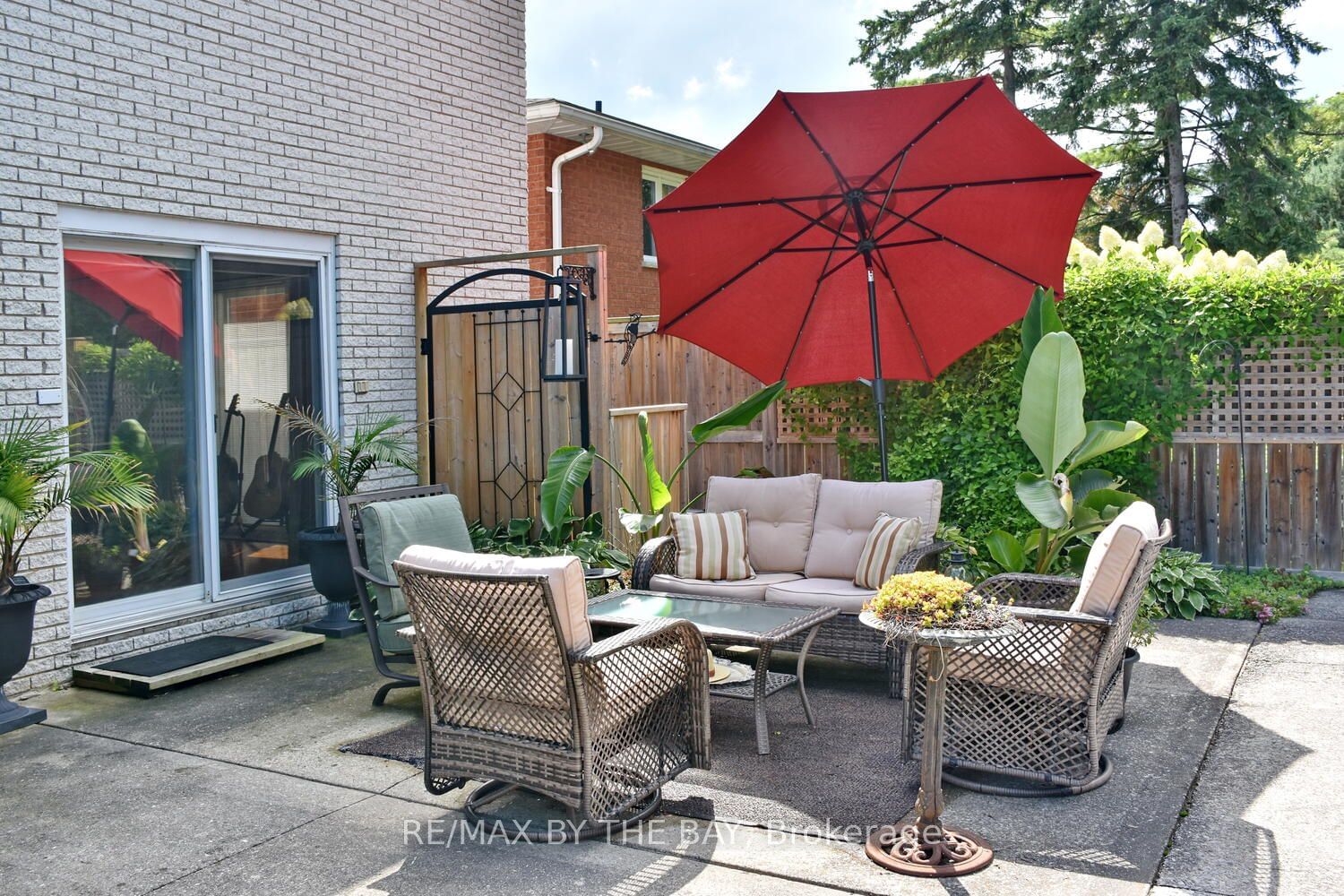 Listing Image 7