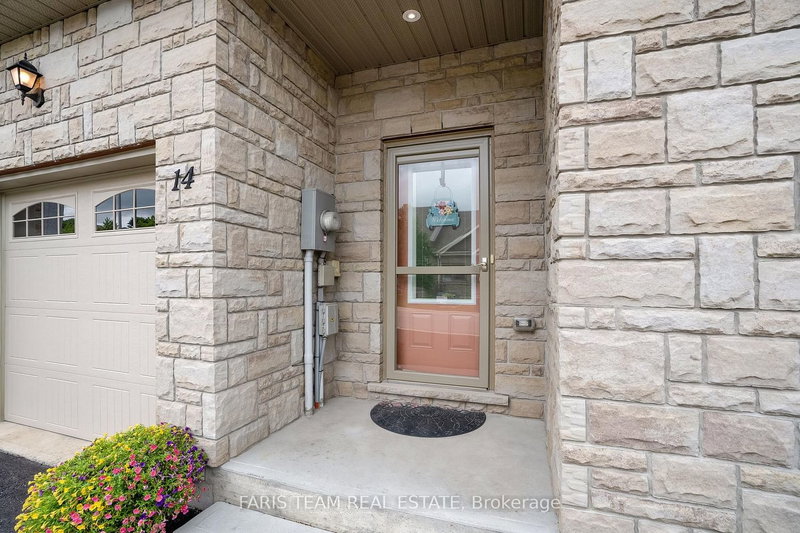 14 Danny Dr, Orillia, L3V 0G3 | Image 3