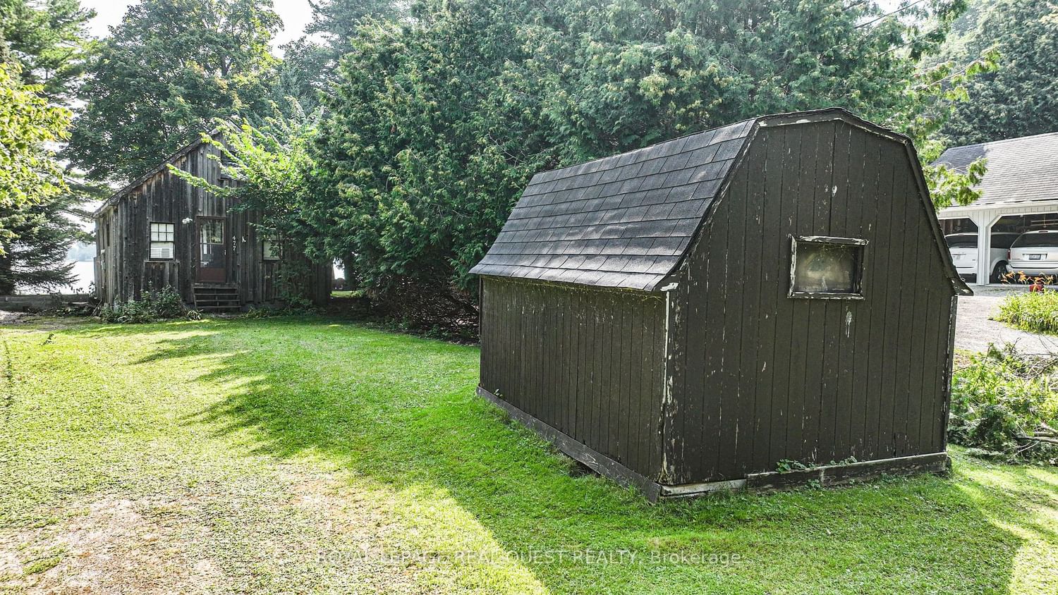Listing Image 7