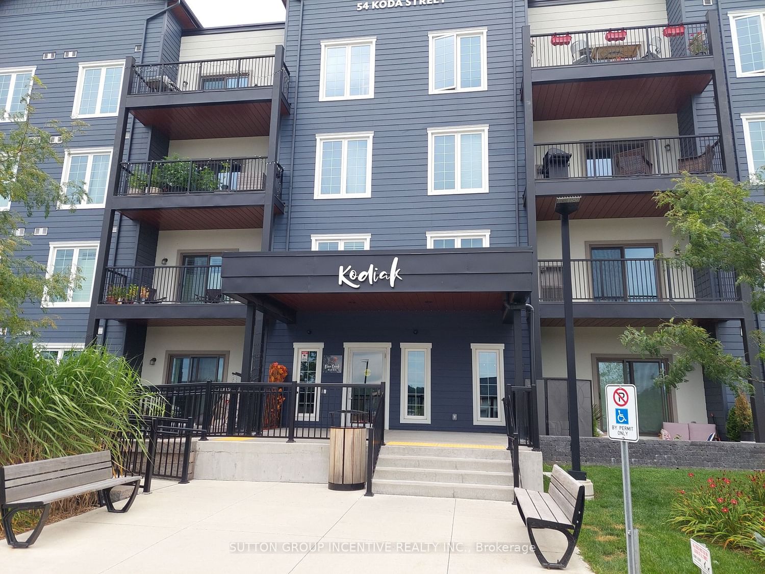 Listing Image 3