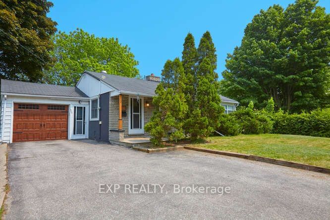 325 Innisfil St, Barrie, L4N 3G4 | Image 3