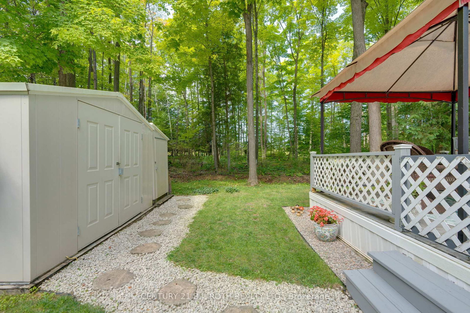 Listing Image 7