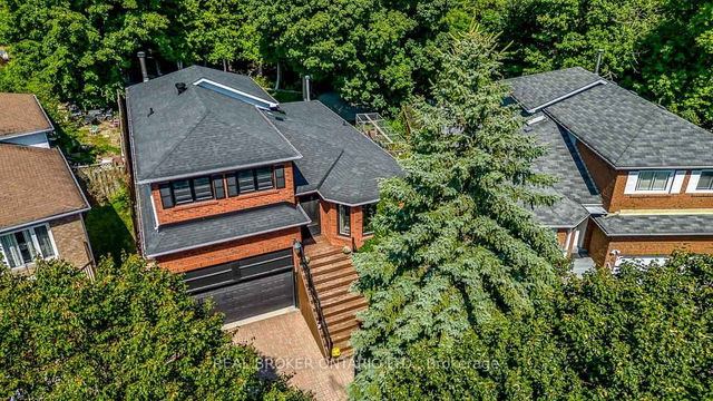 8 ENGEL Crescent