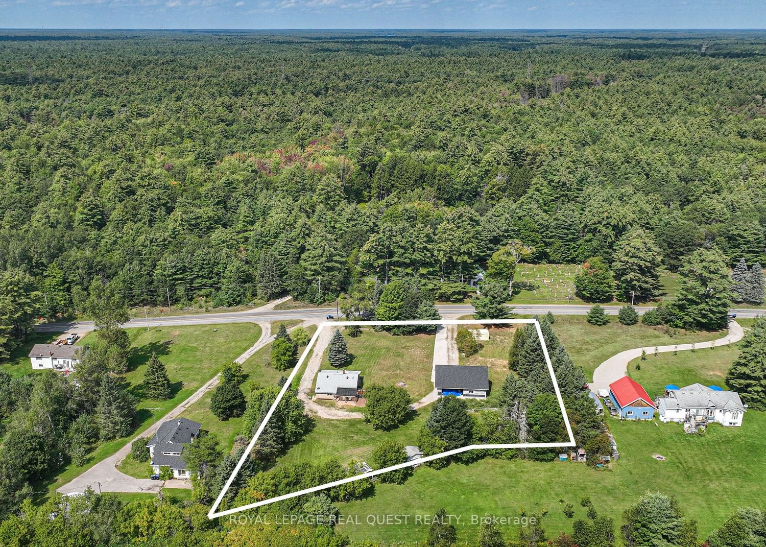 Listing Image 4