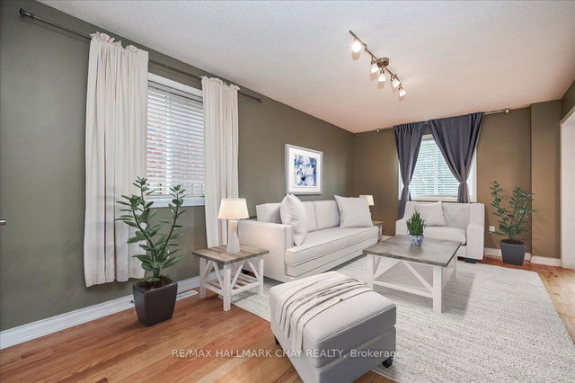 54 WILLIAM PADDISON Drive