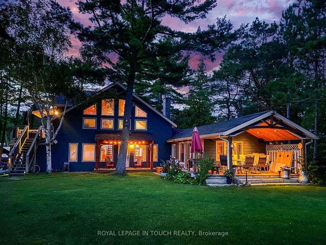 1652 Tiny Beaches Road
