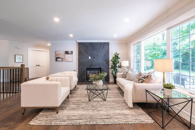 16 Glenhuron Drive