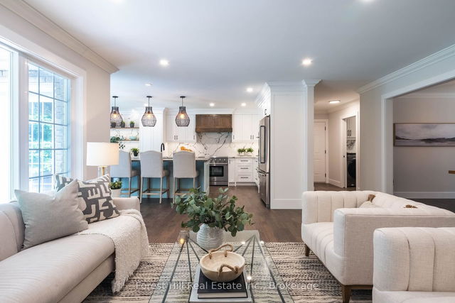 16 Glenhuron Drive