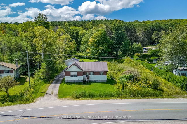 560 Champlain Road