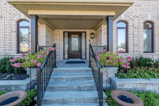 61 Camelot Square