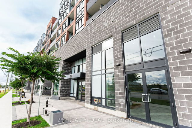 205 - 681 Yonge Street