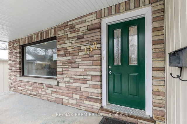 152 Owen Street