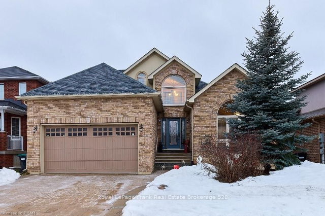 8 ST AMANT Road