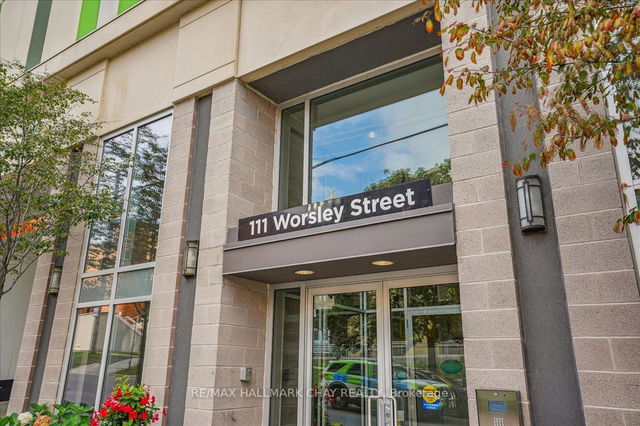 PH02 - 111 Worsley Street