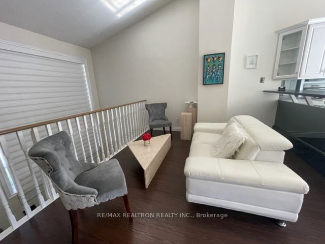 4 - 355 Blake Street