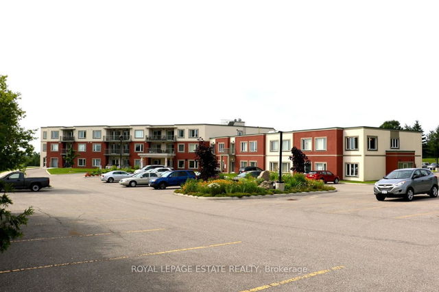 205 - 333 Lafontaine Road
