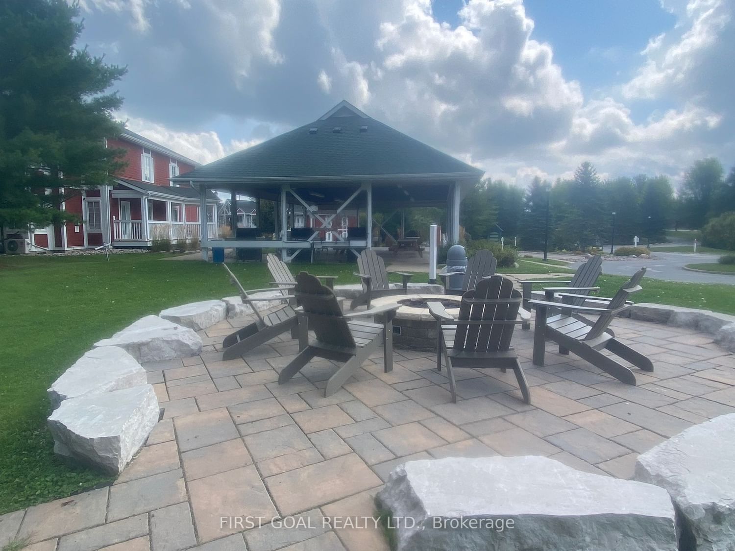 Listing Image 28