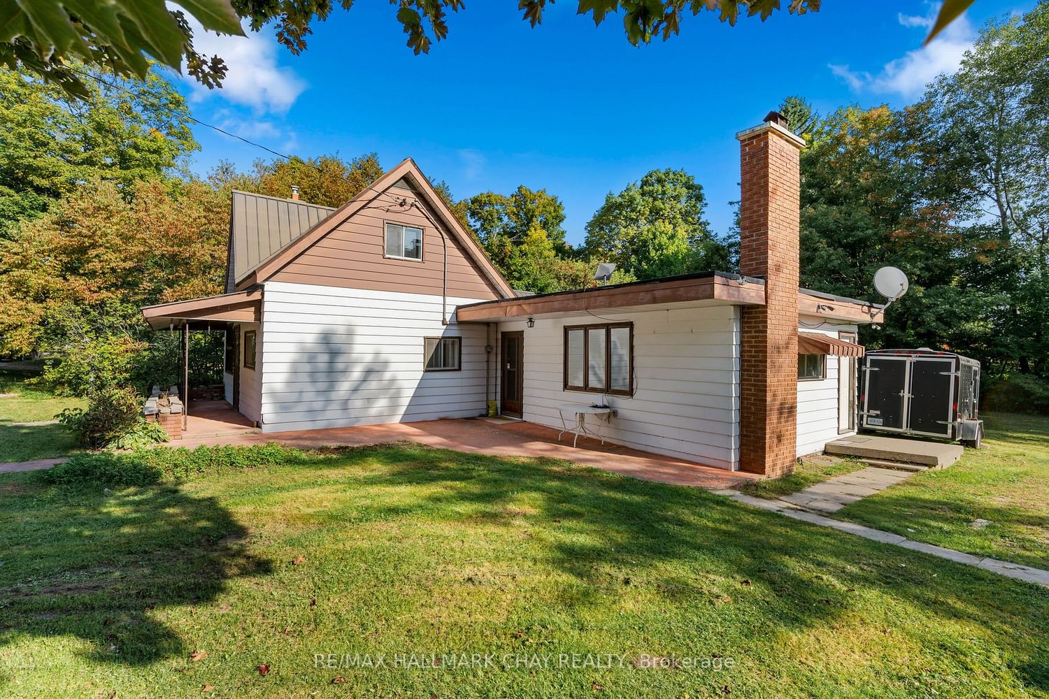 Listing Image 7